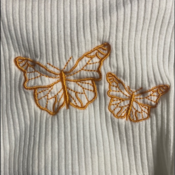 Butterfly Crop Tops - Picture 7 of 7